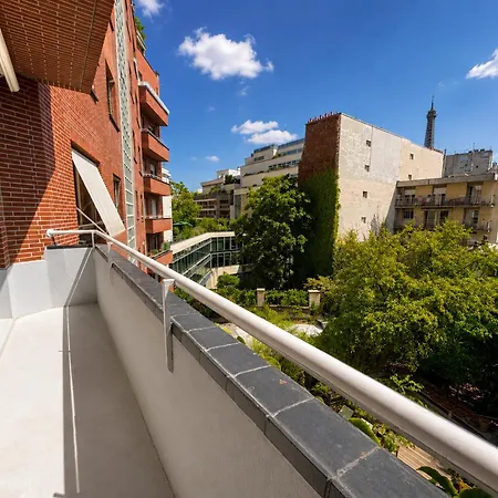 Paul Doumer Apartment *